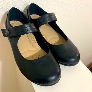 Ladies Comfort Mary Janes